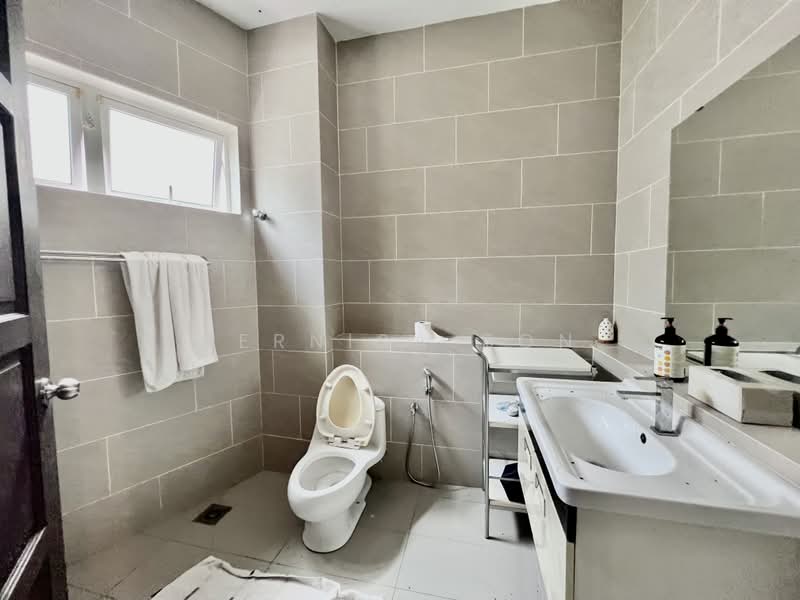 Bungalow for Sale in Taman Tun Dr Ismail (Kuala Lumpur) - Bernisa Bon - Bathroom - PropertyGuru.com.my