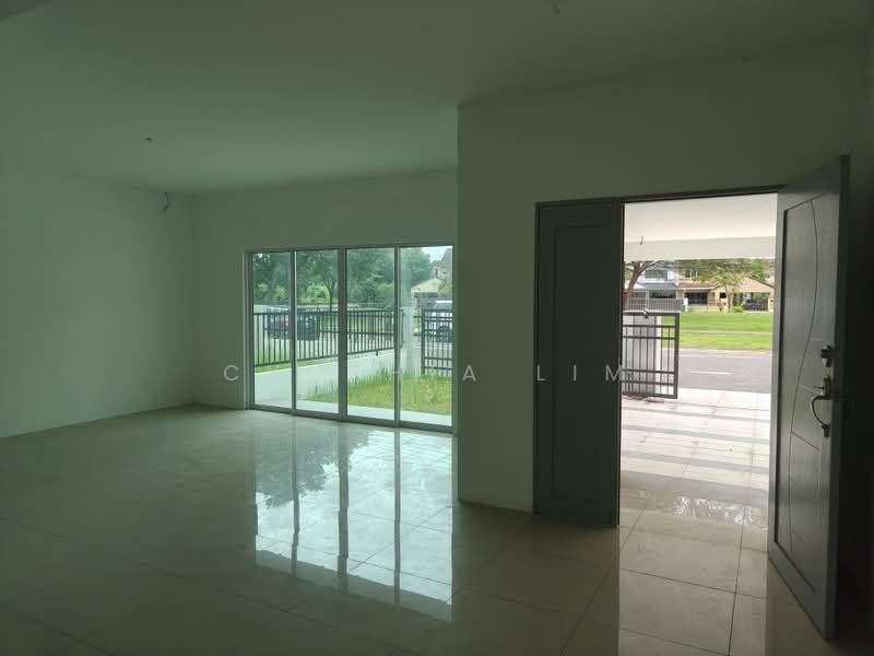 Semi-Detached House for Sale in Kuching (Sarawak) - Cynthia Lim - Living Room - PropertyGuru.com.my