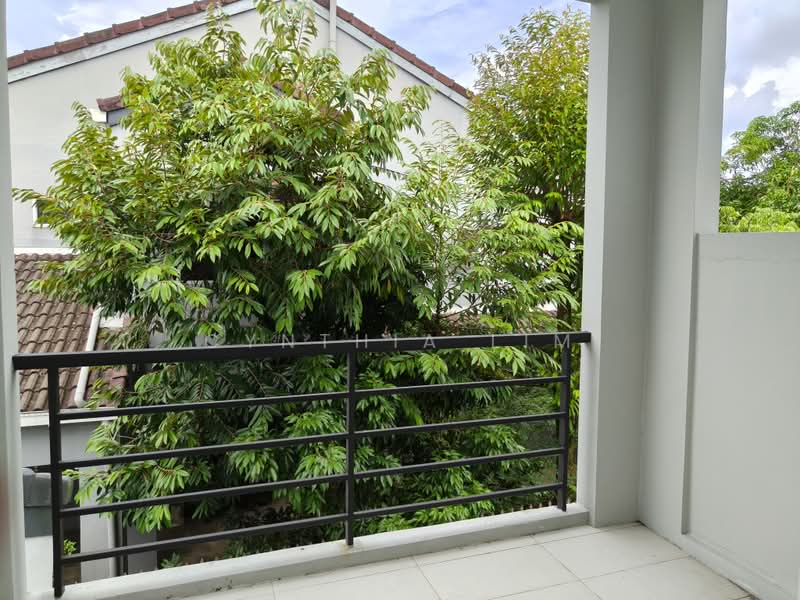 Semi-Detached House for Sale in Kuching (Sarawak) - Cynthia Lim - Balcony - PropertyGuru.com.my