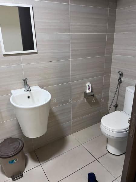 Office for Rent in jalan ampang (KL City Centre) - Tabber Tan - Bathroom - PropertyGuru.com.my