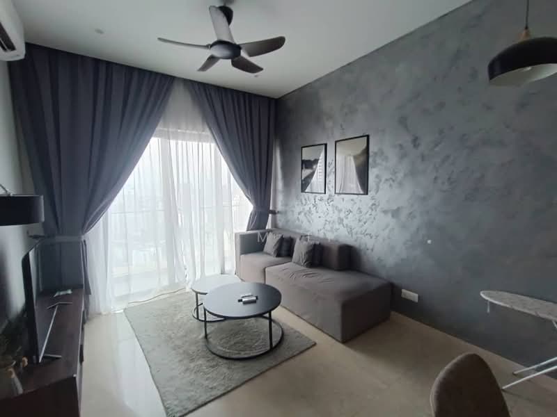 Servis Apartment untuk Dijual di Lucentia Residences - Tom Ip - Living Room - PropertyGuru.com.my