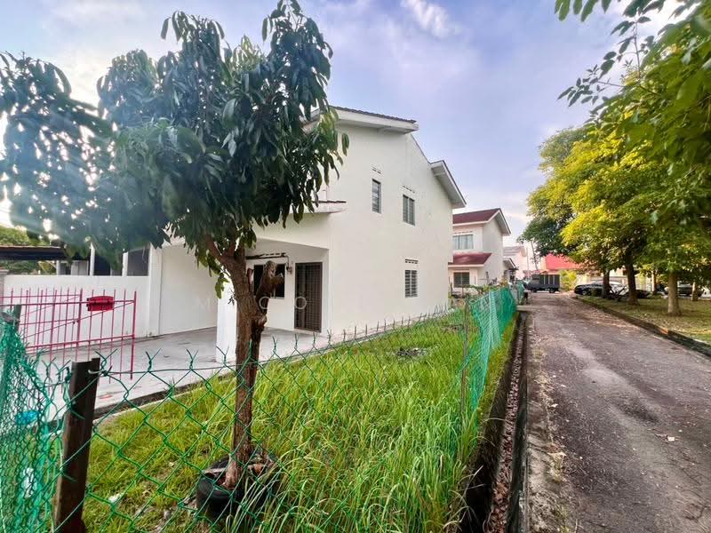 Rumah Teres 2-Tingkat untuk Disewa di Jalan Salleh (Muar) - Micole Tan - PropertyGuru.com.my