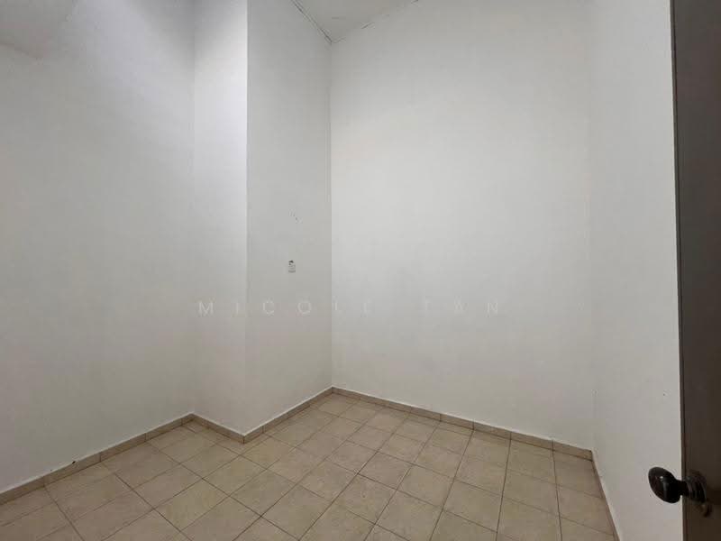 Rumah Teres 2-Tingkat untuk Disewa di Jalan Salleh (Muar) - Micole Tan - PropertyGuru.com.my