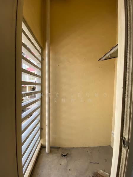 Office for Rent in kota damansara (Kota Damansara) - Dante Leong Zhenwen - Balcony - PropertyGuru.com.my