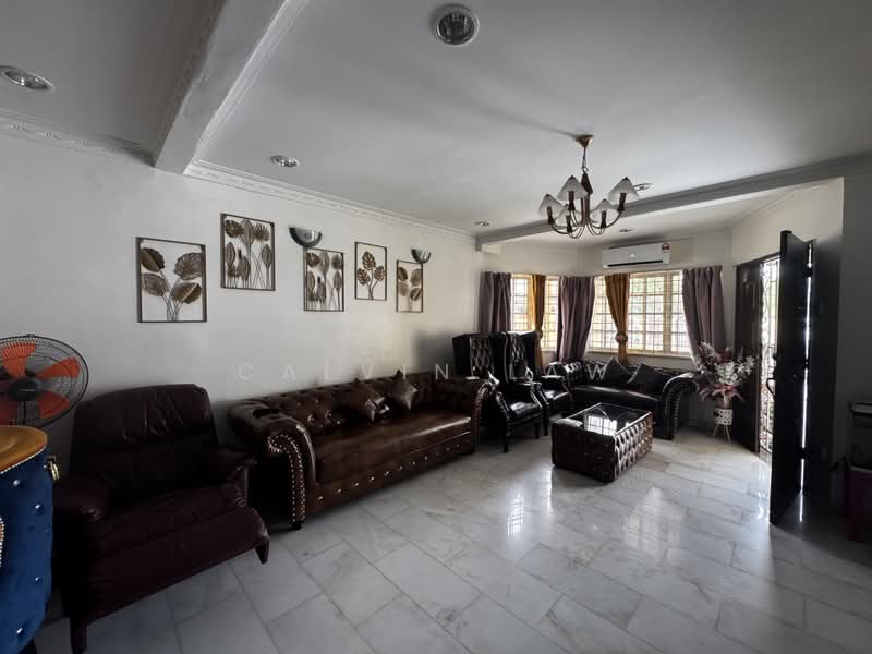 2-storey Terraced House for Sale in Bandar Utama 7 (Bandar Utama) - Calvin Law - Living Room - PropertyGuru.com.my