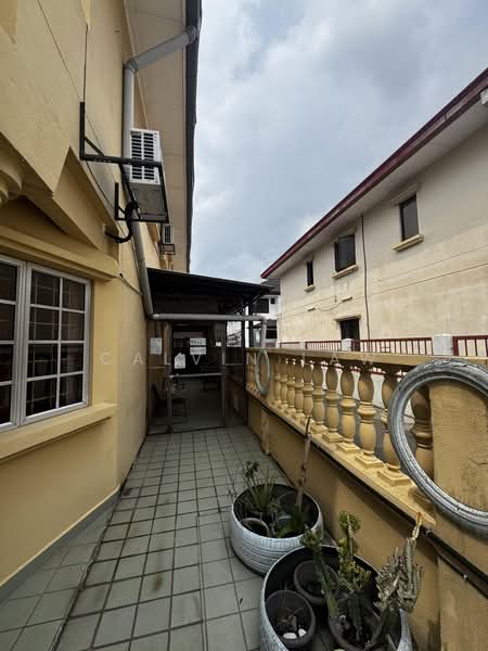 2-storey Terraced House for Sale in Bandar Utama 7 (Bandar Utama) - Calvin Law - Exterior - PropertyGuru.com.my