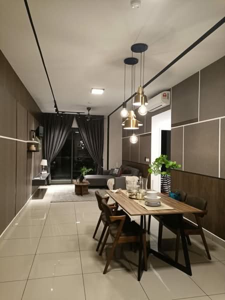 Kediaman Servis untuk Dijual di Akasa - JJ Ooi - Living Room - PropertyGuru.com.my