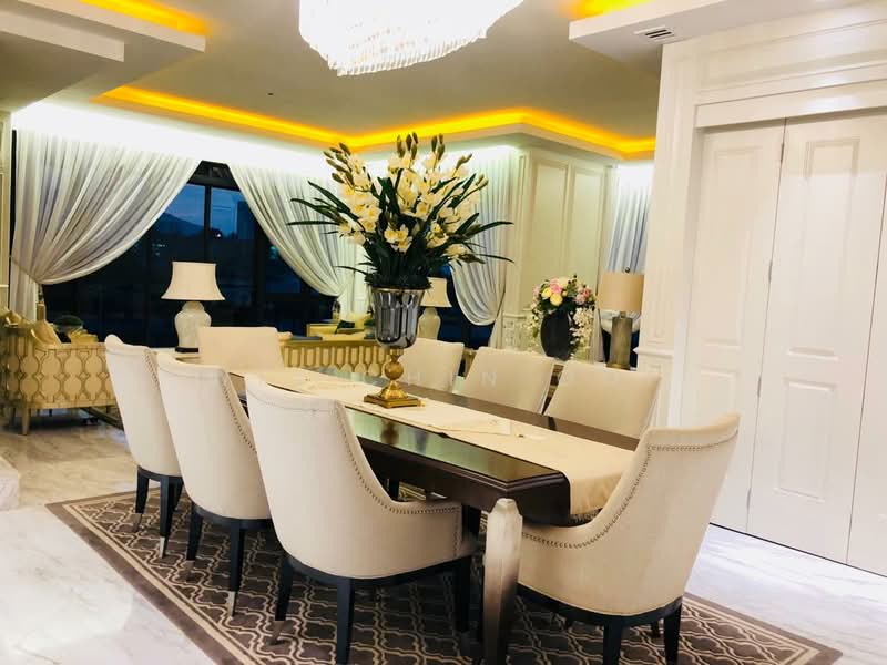 Kondominium untuk Dijual di The LIGHT COLLECTION II - Wei Chin Ooi - Dining Room - PropertyGuru.com.my