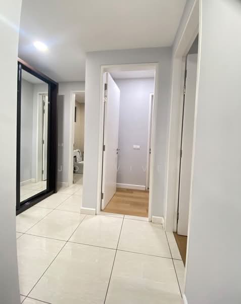 Kediaman Servis untuk Disewa di The Sentral Suites - Joe Vivek - Corridor - PropertyGuru.com.my