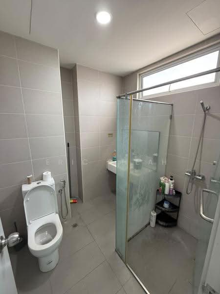 Condominium for Rent at Straits Garden Condominium - Eric Cheah - Bathroom - PropertyGuru.com.my