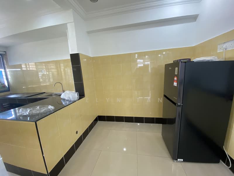 Rumah Teres untuk Disewa di Usj (Subang Jaya) - Evelyn Tan - Kitchen - PropertyGuru.com.my
