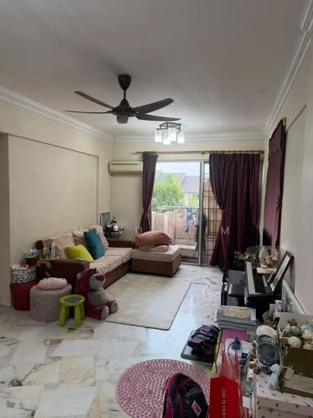 Apartment for Sale at Pangsapuri Seri Pinang - Mandy Lim - Living Room - PropertyGuru.com.my