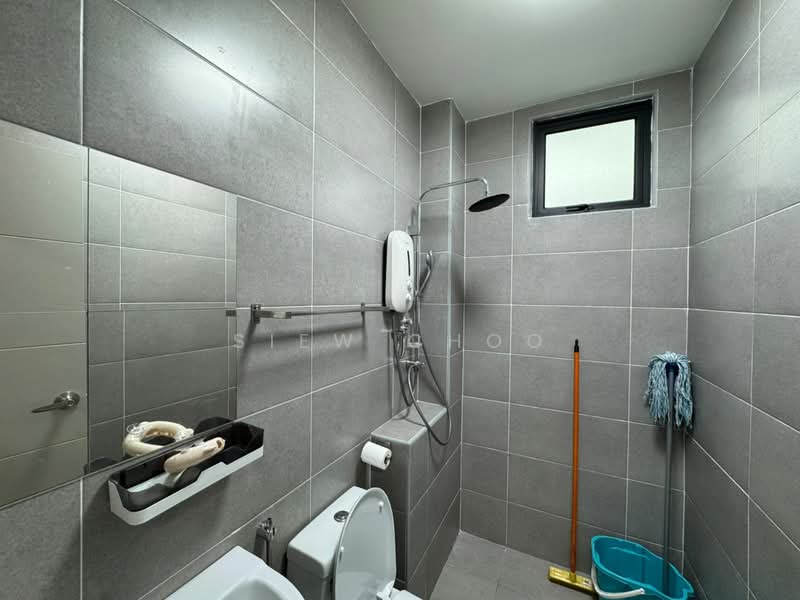 Kondominium untuk Dijual di Grand Residence @ Merak Mas - Mary Low - Bathroom - PropertyGuru.com.my