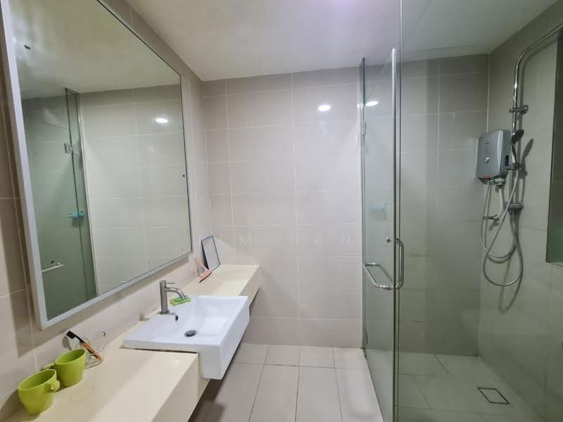 Kediaman Servis untuk Disewa di KL Gateway Residences - Jim Tan - Bathroom - PropertyGuru.com.my