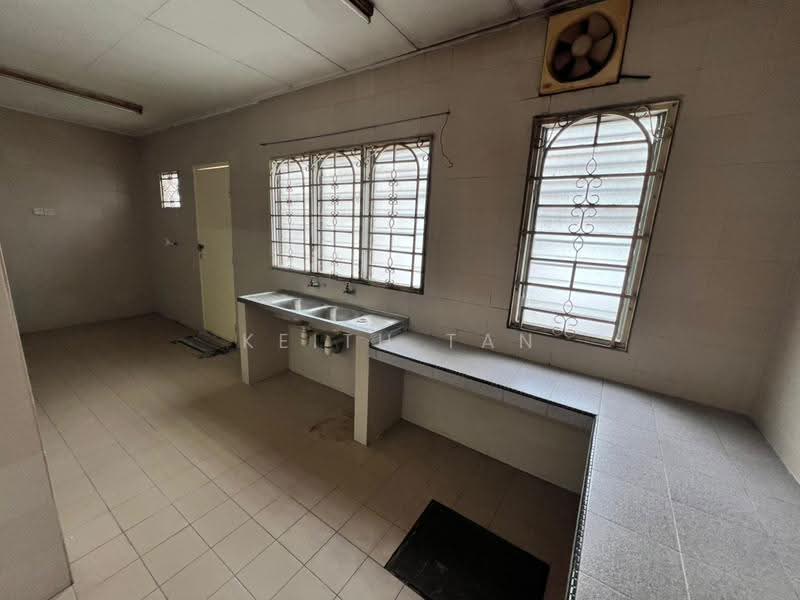 Rumah Teres 2-Tingkat untuk Dijual di Taman Bukit Baru (Bukit Baru) - Keith Tan - PropertyGuru.com.my