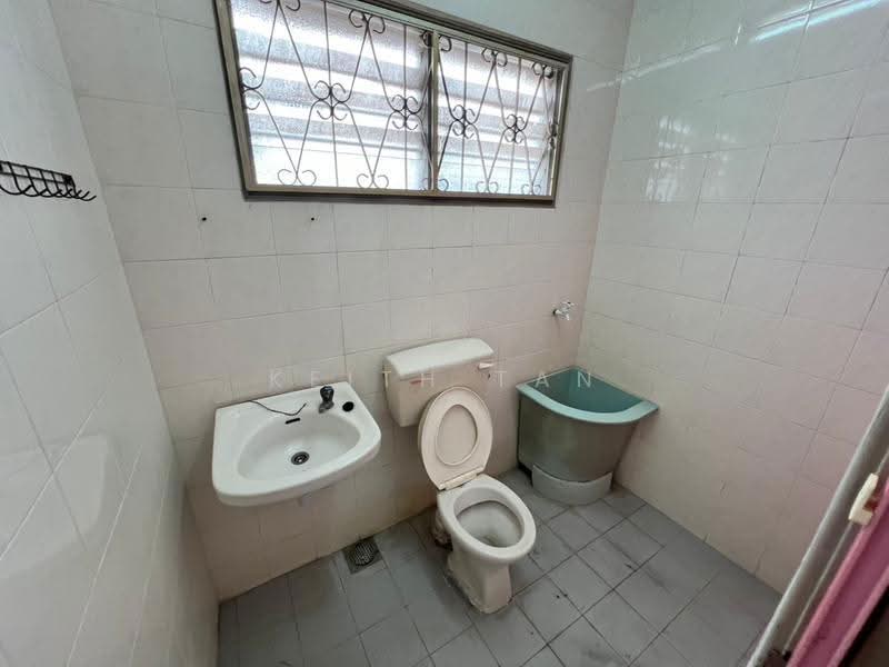 Rumah Teres 2-Tingkat untuk Dijual di Taman Bukit Baru (Bukit Baru) - Keith Tan - PropertyGuru.com.my