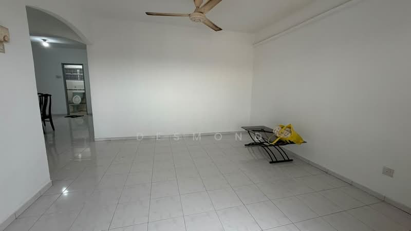 Kondominium untuk Disewa di Bam Villa - Desmond Low - Living Room - PropertyGuru.com.my