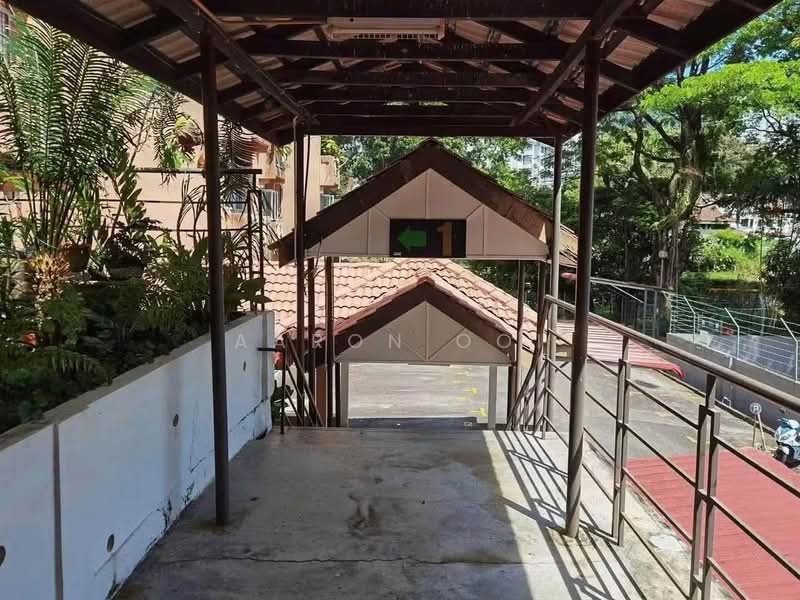 Kondominium untuk Dijual di Azuria Condominium - Aaron Ooi - Exterior - PropertyGuru.com.my