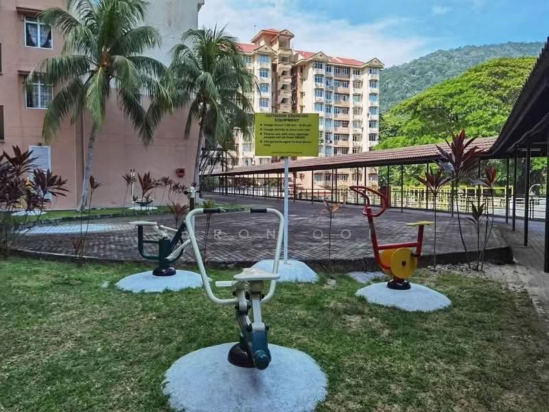 Kondominium untuk Dijual di Azuria Condominium - Aaron Ooi - Exterior - PropertyGuru.com.my