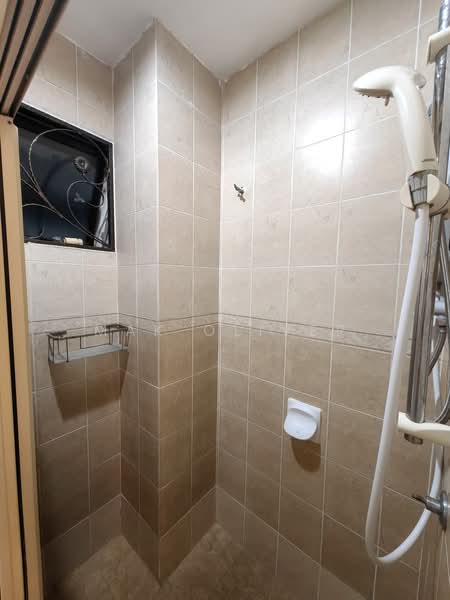 3-storey Terraced House for Rent in Mutiara Bukit Jalil (Bukit Jalil) - Mak Oliver - Bathroom - PropertyGuru.com.my