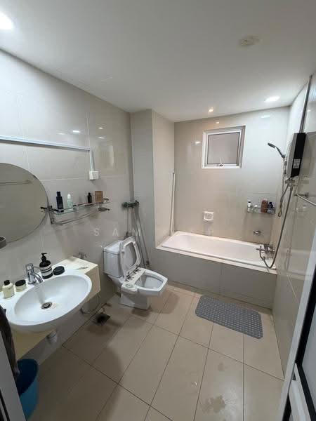 Service Residence for Rent at Oasis Serviced Suites @ Oasis Ara Damansara - Sam Yap - Bathroom - PropertyGuru.com.my