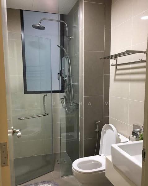 Service Residence for Rent at KL Gateway Residences - Sujatha M - Bathroom - PropertyGuru.com.my