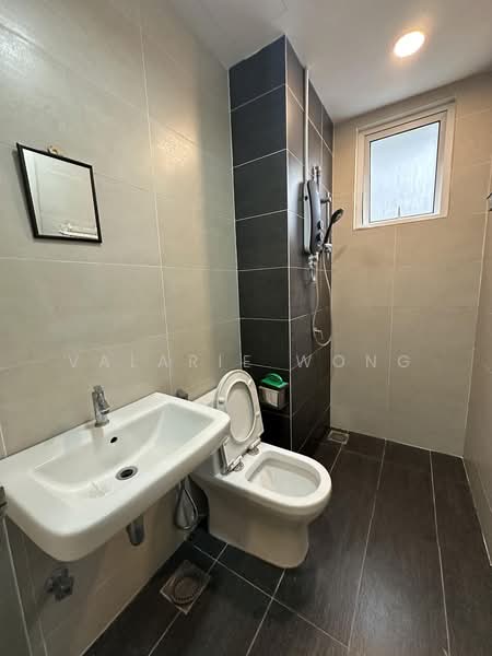 Service Residence for Rent at Pinnacle Sri Petaling - Valarie Wong - Bathroom - PropertyGuru.com.my