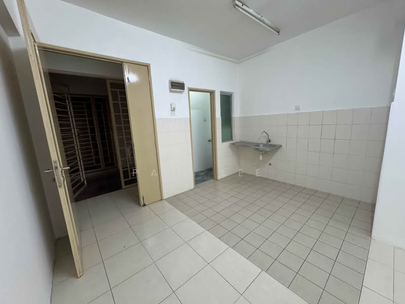Servis Apartment untuk Dijual di The Heron Residency - Paul Lee - Interior - PropertyGuru.com.my