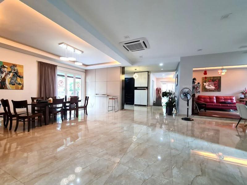 Bungalow House untuk Dijual di Country Heights (Kajang) - Venice Chong - Living Room - PropertyGuru.com.my