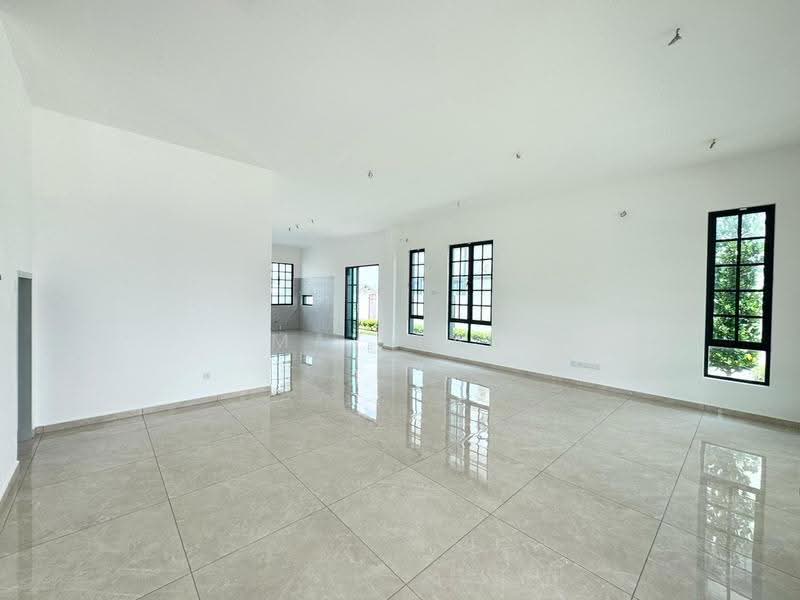 Bungalow House for Sale in Kluang Taman Parkland - New Bungalow Area (Kluang) - May Tan - PropertyGuru.com.my