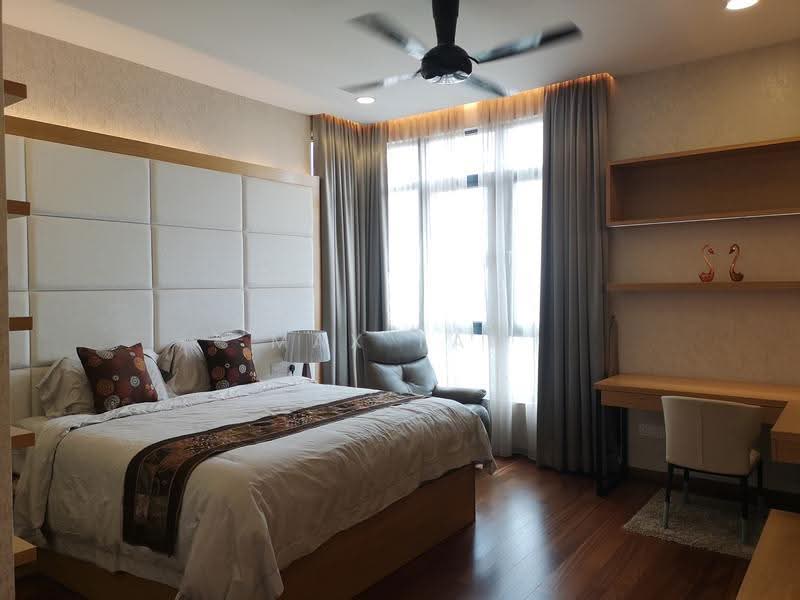 Kediaman Servis untuk Dijual di Tropicana Avenue - Max Tan - Bedroom - PropertyGuru.com.my