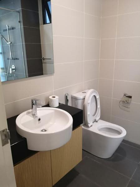 Kediaman Servis untuk Dijual di Tropicana Avenue - Max Tan - Bathroom - PropertyGuru.com.my