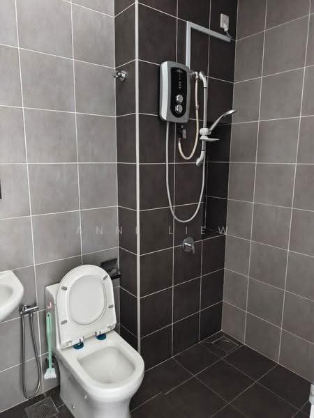 Rumah Teres 2-Tingkat untuk Disewa di Cyberjaya (Selangor) - Liew She Anne - Bathroom - PropertyGuru.com.my