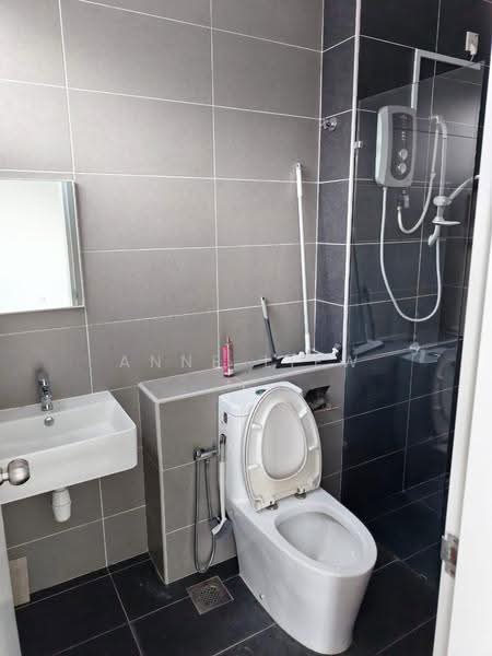 Rumah Teres 2-Tingkat untuk Disewa di Cyberjaya (Selangor) - Liew She Anne - Bathroom - PropertyGuru.com.my