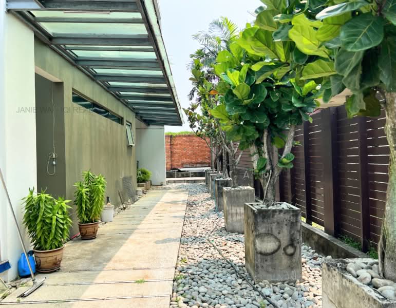 Rumah Banglo untuk Dijual di Seri Kembangan (Selangor) - Janie Wai - PropertyGuru.com.my