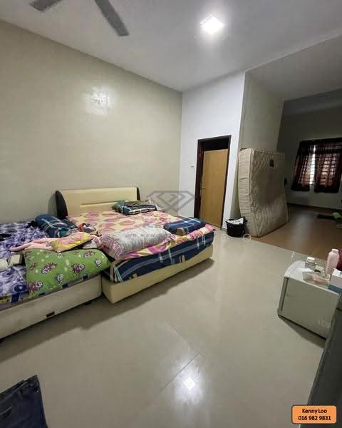 Semi-Detached House for Sale in Jalan Mat Kilau (Kuantan) - Kenny Loo - PropertyGuru.com.my