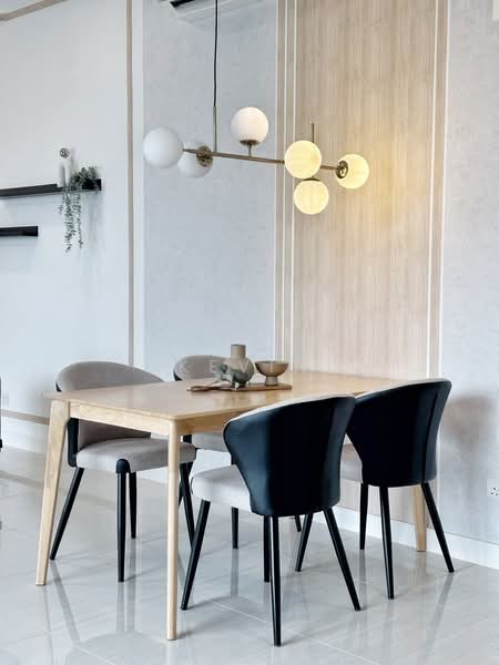 Kondominium untuk Disewa di One Cochrane Residence - Kevin Chuah - Dining Room - PropertyGuru.com.my