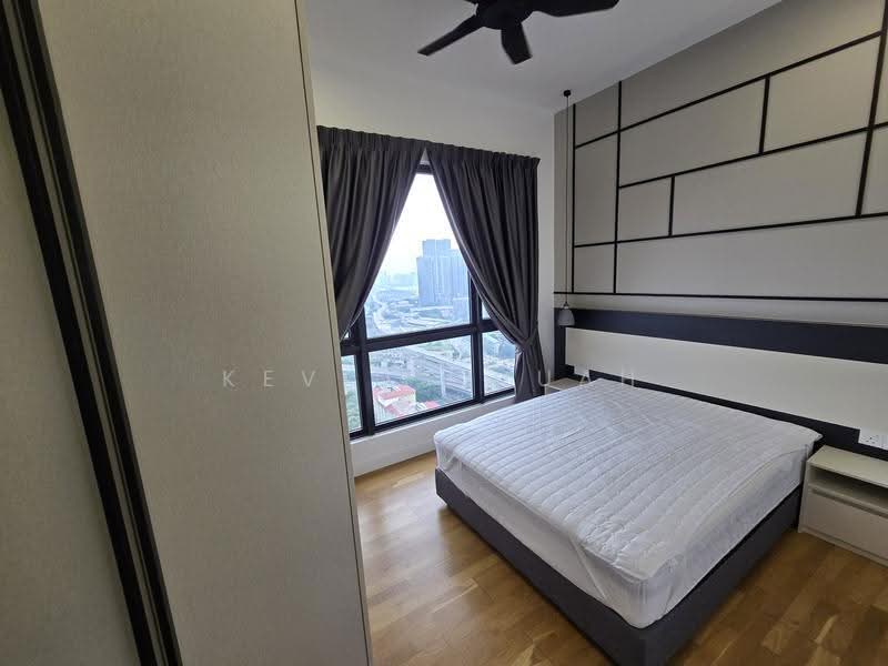 Kondominium untuk Disewa di One Cochrane Residence - Kevin Chuah - Bedroom - PropertyGuru.com.my