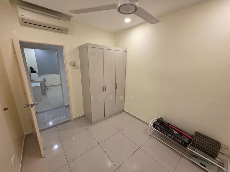 Kondominium untuk Dijual di Midfields - Jerry Tan - Bedroom - PropertyGuru.com.my