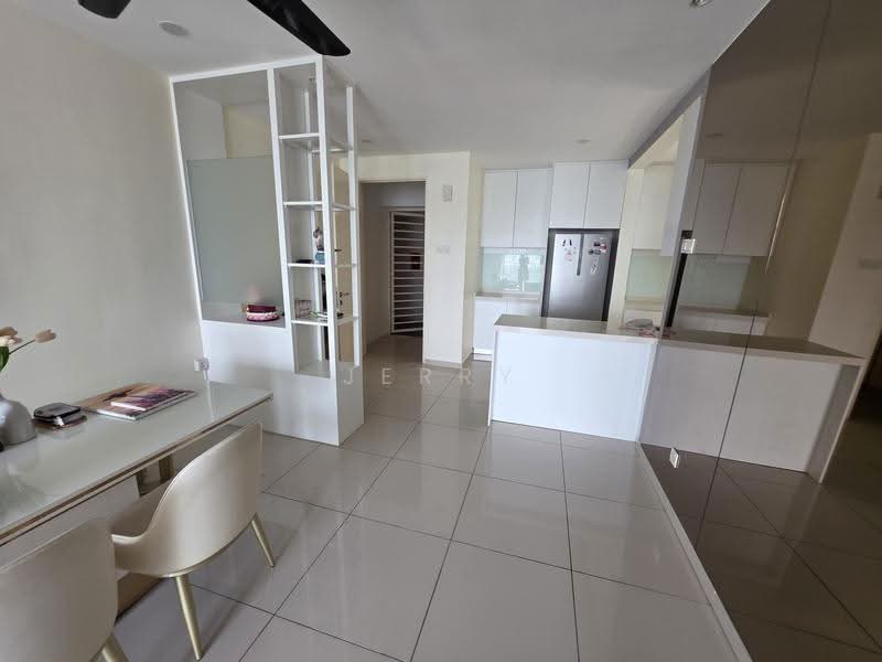 Kondominium untuk Dijual di Midfields - Jerry Tan - Kitchen - PropertyGuru.com.my