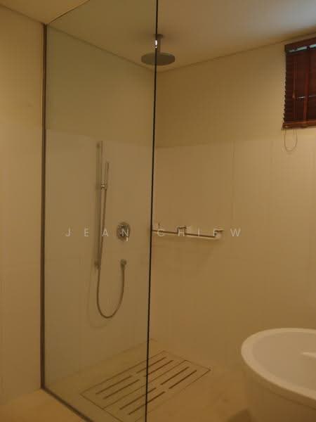 Condominium for Sale at Iringan Hijau - Jean Chiew - Bathroom - PropertyGuru.com.my