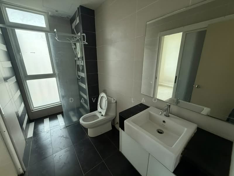 Service Residence for Rent at Central SOHO @ Central Residence - David Lao - Bathroom - PropertyGuru.com.my