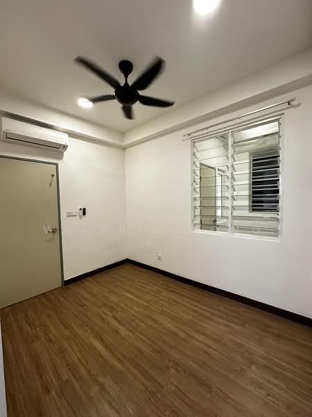 Service Residence for Sale at Pinnacle Sri Petaling - Valarie Wong - Interior - PropertyGuru.com.my