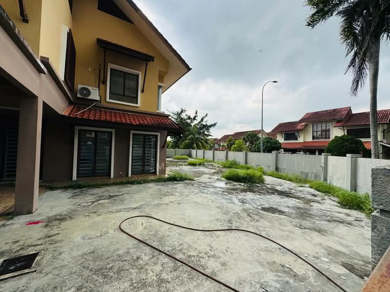 2-storey Terraced House for Sale in Bukit Jelutong (Shah Alam) - Mohd Fadzli - Exterior - PropertyGuru.com.my