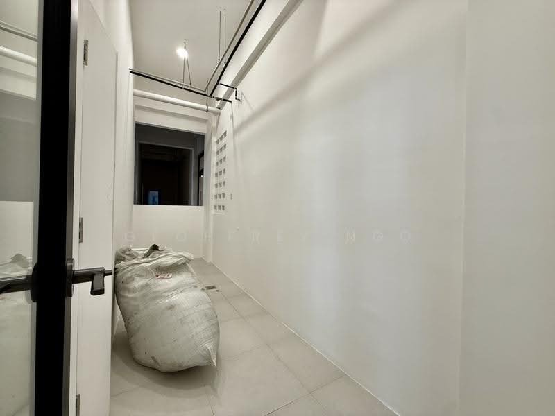 Kondominium untuk Dijual di Milano Eight - Geoffrey Ngo - Corridor - PropertyGuru.com.my