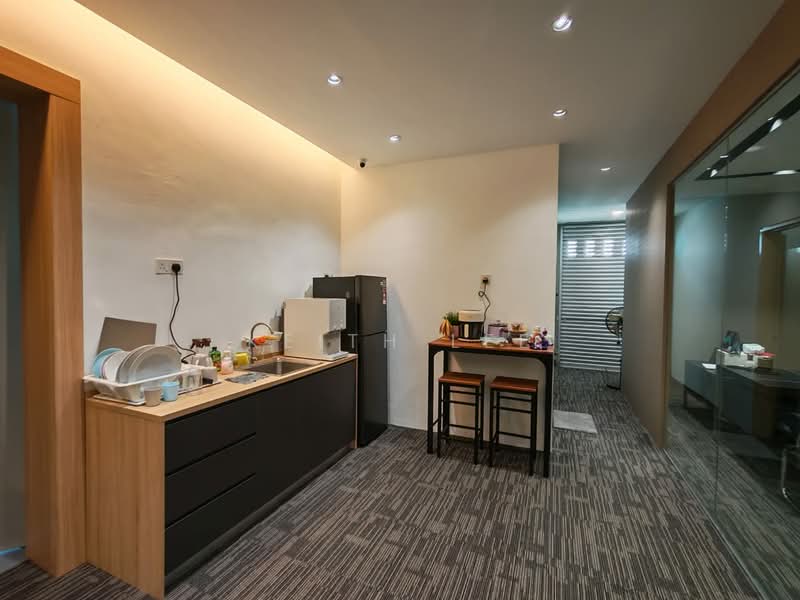 Shop / Office untuk Disewa di 3 Storey Shoplot Seri Sg Long Chundi Business Park (Bandar Sungai Long) - Keith Lee - Kitchen - PropertyGuru.com.my