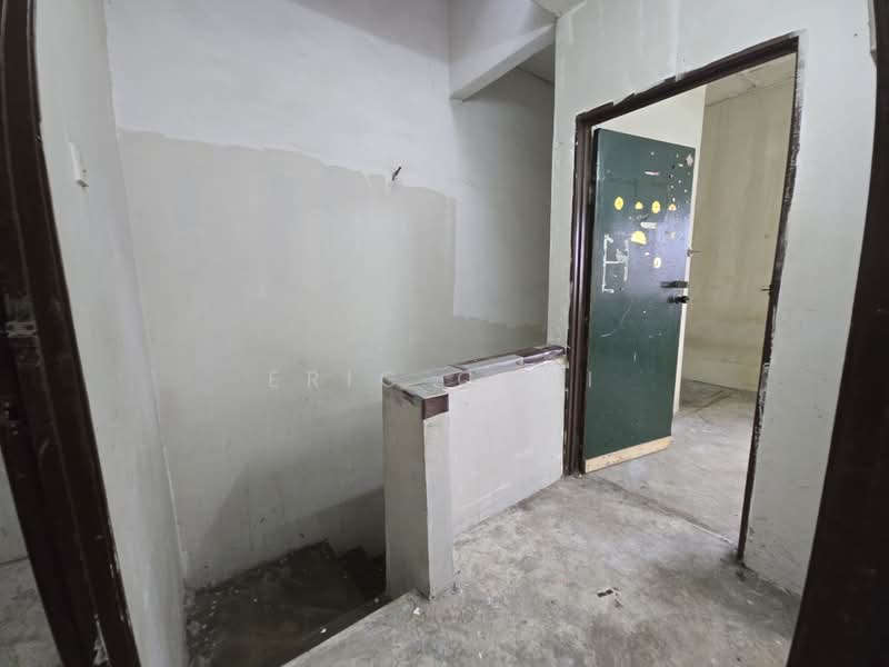 Rumah Bandar untuk Dijual di Taman Klang Utama (Kapar) - Eric Chai - PropertyGuru.com.my