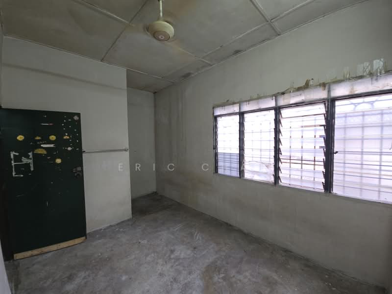 Rumah Bandar untuk Dijual di Taman Klang Utama (Kapar) - Eric Chai - PropertyGuru.com.my