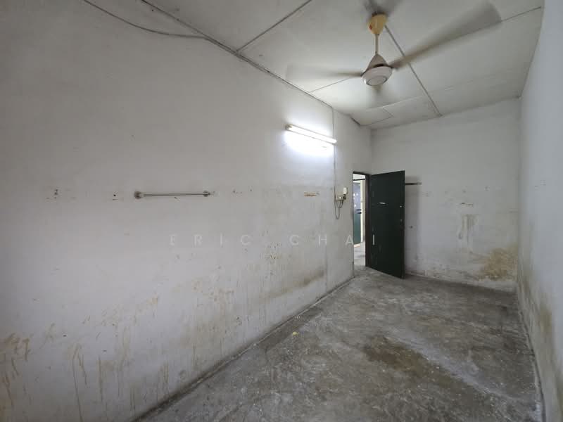 Rumah Bandar untuk Dijual di Taman Klang Utama (Kapar) - Eric Chai - PropertyGuru.com.my