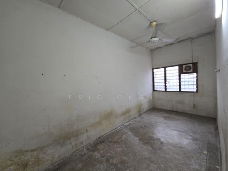 Rumah Bandar untuk Dijual di Taman Klang Utama (Kapar) - Eric Chai - PropertyGuru.com.my